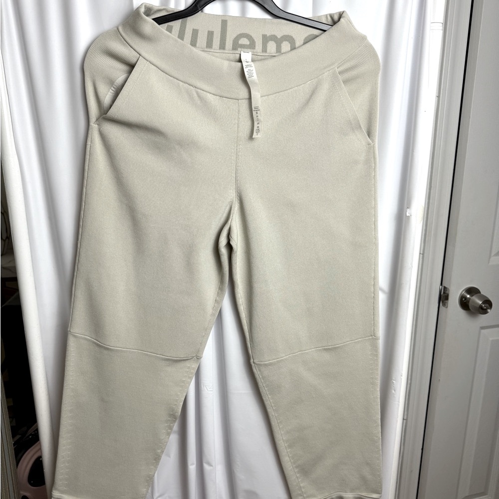 Lululemon Athletica Tan Sweatpants